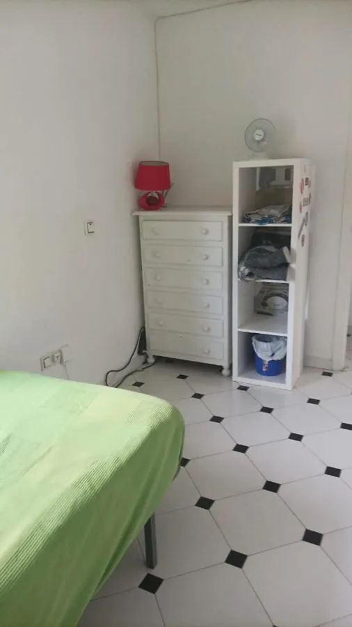 Habitacion Chill Malaga Homestay